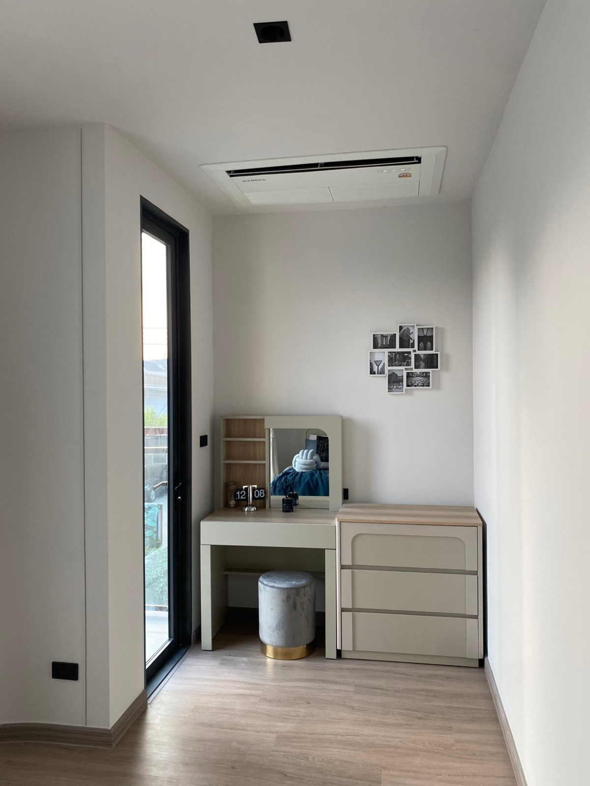 ให้เช่าบ้านพระราม 9 เพชรบุรีตัดใหม่ RCA : RH011526 ขาย/ให้เช่า ทาวน์โฮม 4ชั้น at 89 Residence Ratchada-Rama 9 ใกล้ MRT ศูนย์วัฒธรรม