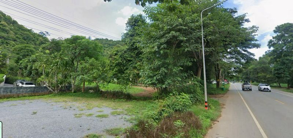 ขายที่ดินโคราช นครราชสีมา : ที่ดินเปล่า 1-2-07 ไร่ หลังติดเขา ติดถนนธนะรัชต์ ปากช่อง เขาใหญ่ ตำบลหมูสี อำเภอปากช่อง จังหวัดนครราชสีมา