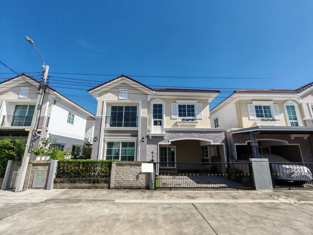 ขายบ้านลาดกระบัง สุวรรณภูมิ : 35.6ตรว 4นอน3น้ำ บ้านเดี่ยว 2 ชั้น โกลเด้น นีโอ บางนา สวนหลวง