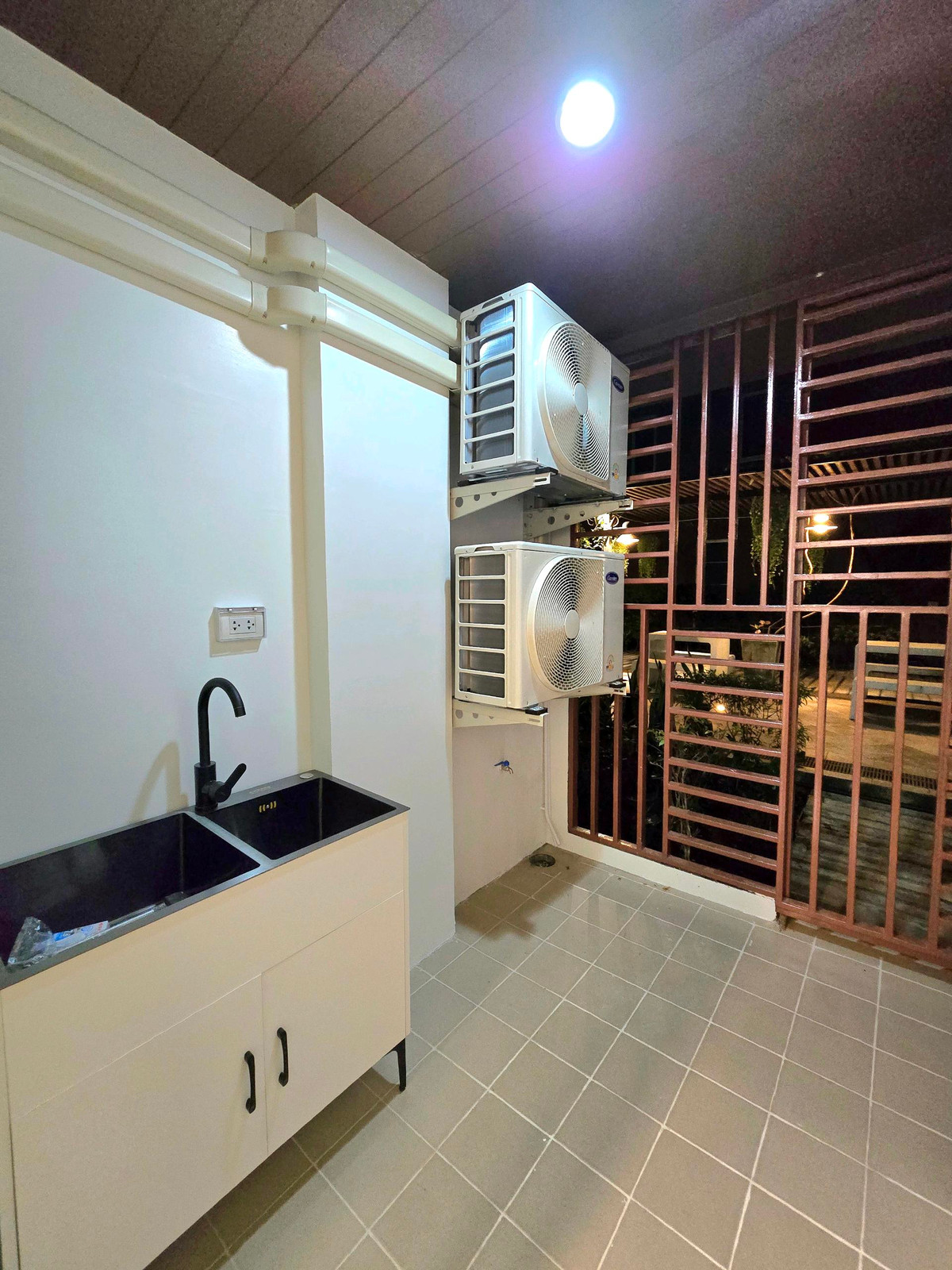 ขายคอนโดลาดพร้าว101 แฮปปี้แลนด์ : ห้องใหญ่ โซนลาดพร้าว #เดอะนิชไอดีลาดพร้าว130 🏡ใกล้ MRT ลาดพร้าว101 แค่ 190 เมตร ห้องสวยพร้อมอยู่เลย 🩷