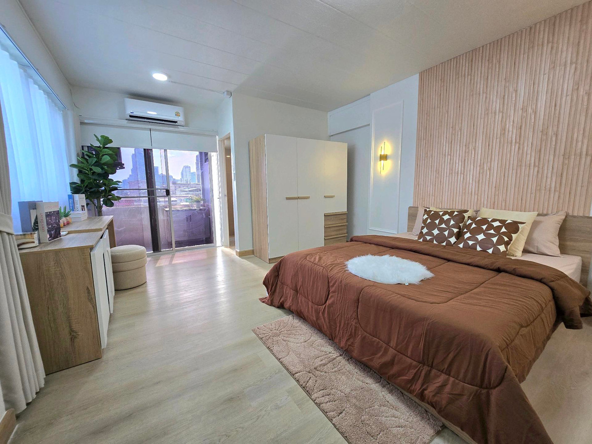 ขายคอนโดรัชดา ห้วยขวาง : รัชดา ซิตี้ คอนโด🏡 ห้องกว้าง ใกล้MRT ห้วยขวาง 600 เมตร ผ่อนสบายๆ ได้แบบพร้อมอยู่ไปเลย ไม่ต้องวางดาวน์ !