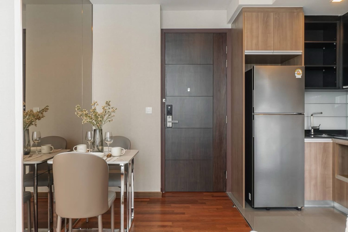 For SaleCondoRatchathewi,Phayathai : 🏛️🏛️Decorated and ready to move in, Wish Signature Siam Condo, size 34 Sq.m, 1 bed 1 bath, only 5.69 MB!!