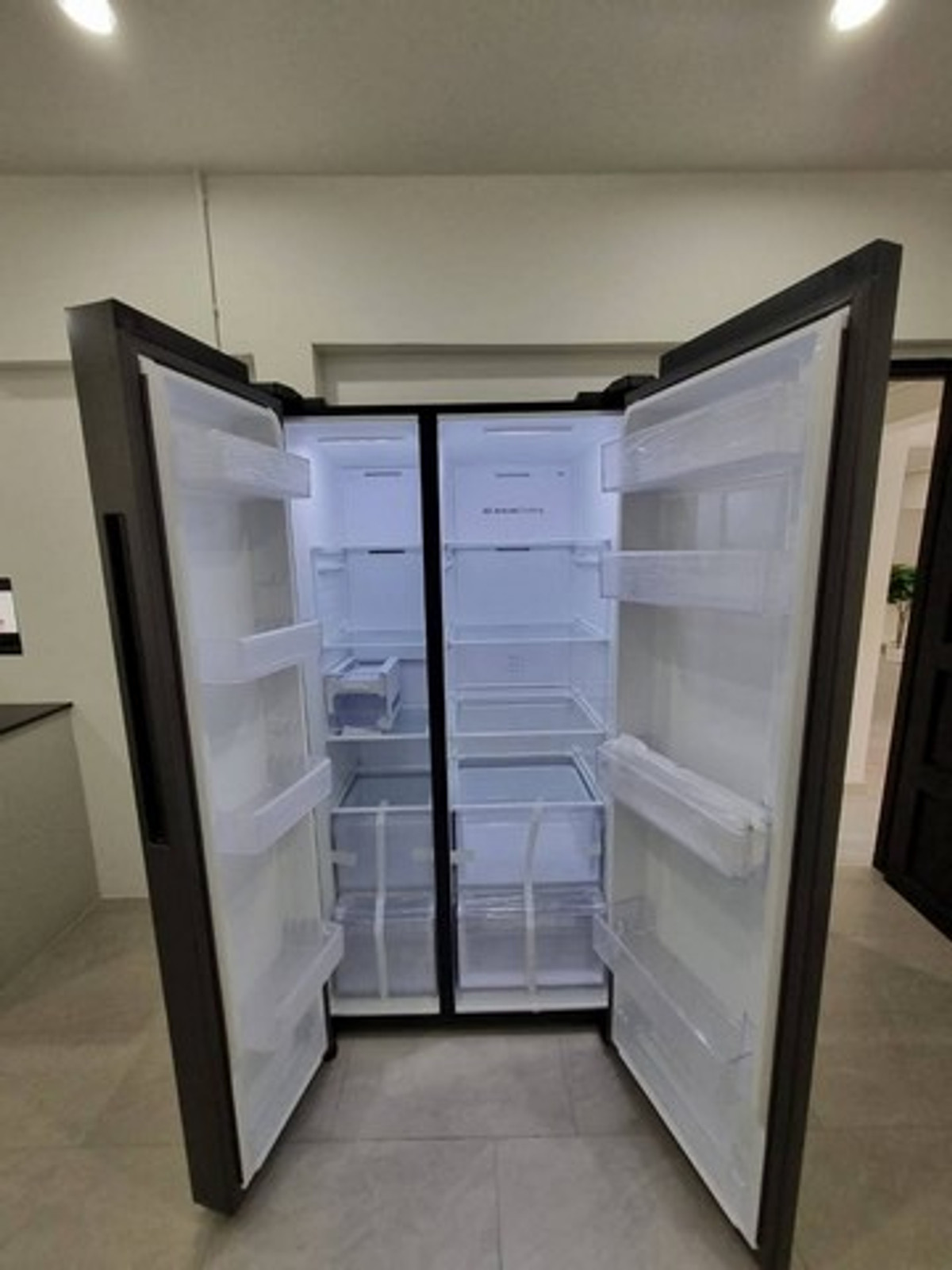 For RentHousePattanakan, Srinakarin : HR3183 2-story detached house for rent in Phatthanakan area, prime location near the expressway, 1 minute, can register a company, can do Airbnb.