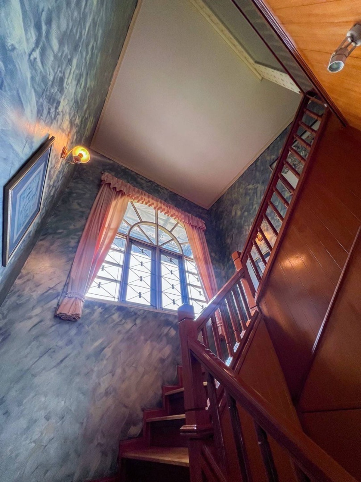 ขายบ้านนวมินทร์ รามอินทรา : บ้านชัยพฤกษ์ รามอินทรา-วัชรพล ถนน สุขาภิบาล 5 ห้าแยกวัชรพล ถนนเทพารักษ์ใกล้ทางด่วนฉลองรัช ทำเลดีมากๆไม่เคยมีประวัติน้ำท่วม