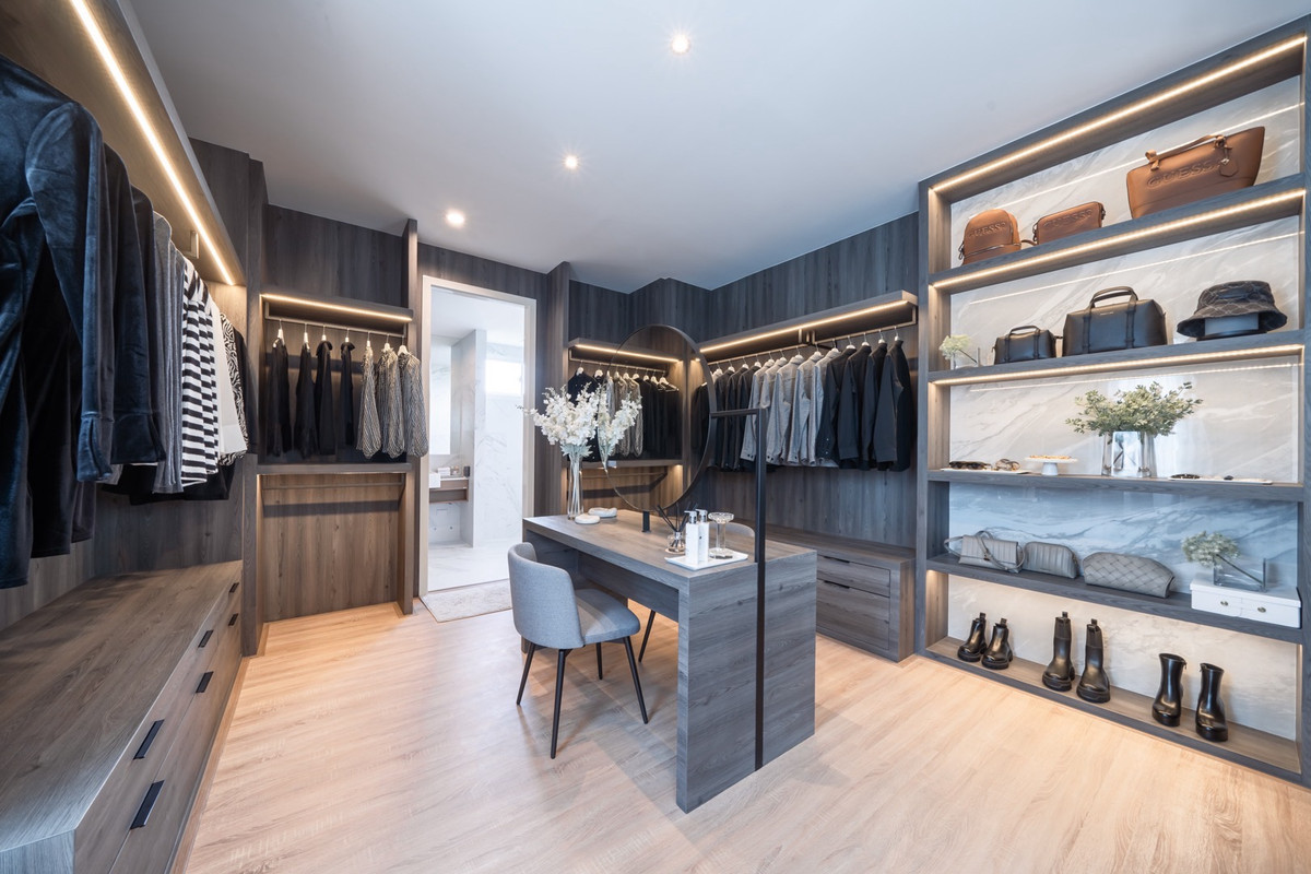 For SaleHousePattanakan, Srinakarin : 🏛️🏛️House for sale, Nirvana Absolute Krungthep Keetha project, size 329 Sq.m 4 bed 4 bath, special only 19.9 MB, contact 086-795-9997 (Jimmy)