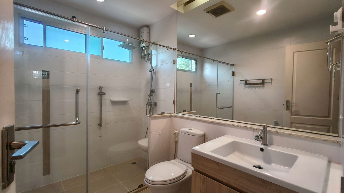 ขายบ้านสมุทรปราการ สำโรง : ให้เช่า / ขาย บ้านเดี่ยวหรู โครงการ Baan Nantawan Srinakarin 3ห้องนอน