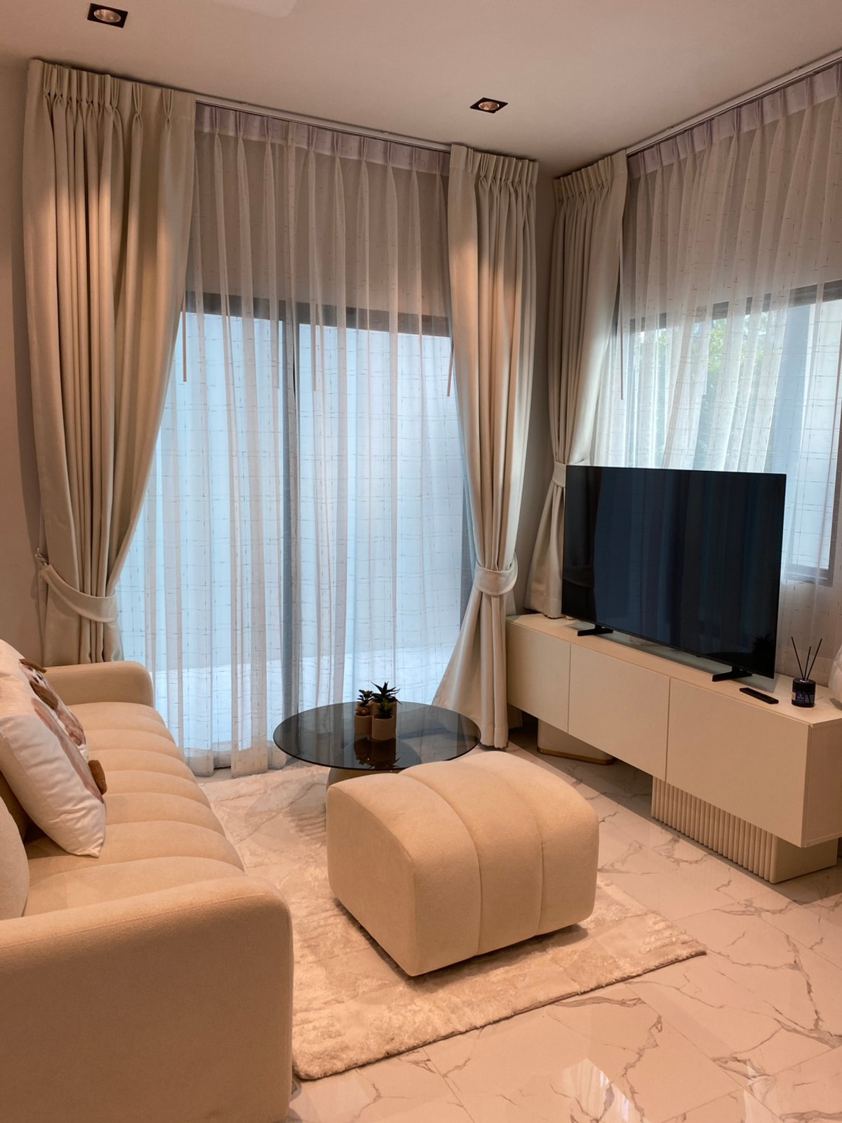 ให้เช่าบ้านพระราม 9 เพชรบุรีตัดใหม่ RCA : RH011526 ขาย/ให้เช่า ทาวน์โฮม 4ชั้น at 89 Residence Ratchada-Rama 9 ใกล้ MRT ศูนย์วัฒธรรม