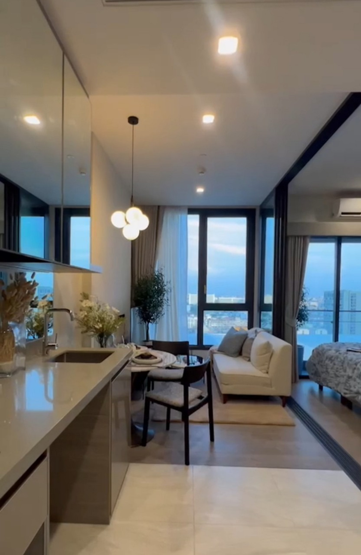 ให้เช่าคอนโดลาดพร้าว เซ็นทรัลลาดพร้าว : (available in english) ห้องตัวอย่างตกแต่งอย่างมีระดับด้วยเฟอร์Chanintr ✨🌟💥The Crest Park Residences (เดอะ เครสท์ พาร์ค เรสซิเดนเซส )💥✨