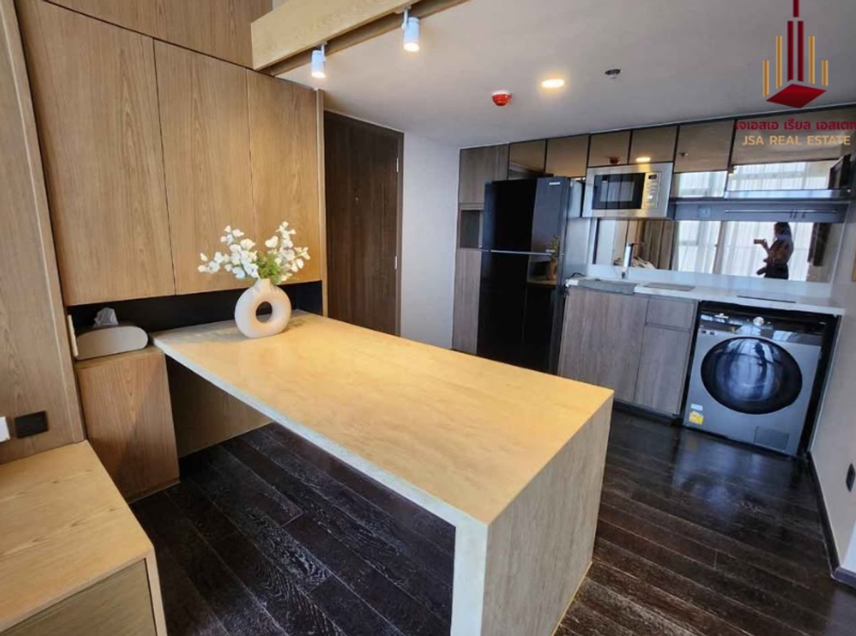 ขายคอนโดสุขุมวิท อโศก ทองหล่อ : ✨ For Sale: Park Origin Thonglor Condo ✨ 💰 Only 15,990,000 THB ราคาดีสุดในตึกครับ ซื้อลงทุนวันนี้รับเงินค่าเช่าทันที ยินดีให้บริการครับสนใจติดต่อ คุณเจมส์มาร์