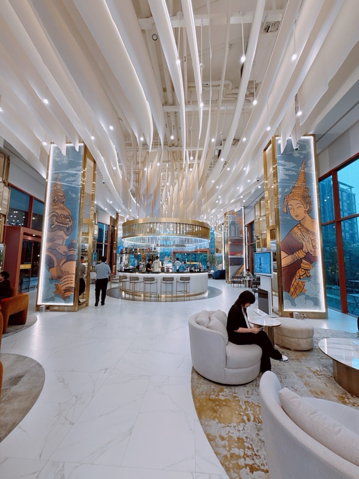 ขายคอนโดพระราม 9 เพชรบุรีตัดใหม่ RCA : 𝐋𝐀𝐍𝐃𝐌𝐀𝐑𝐊 𝐑𝐀𝐌𝐀 𝟗 𝐅𝐑𝐄𝐄 ทุกค่าใช่จ่าย ห้องโปรโมชั่น 𝟑.𝟓 ล้าน ผ่อนสบายๆ 𝟗,𝟗𝟎𝟎/เดือน ห้องใหม่มือ 1 ขายขาดทุน 