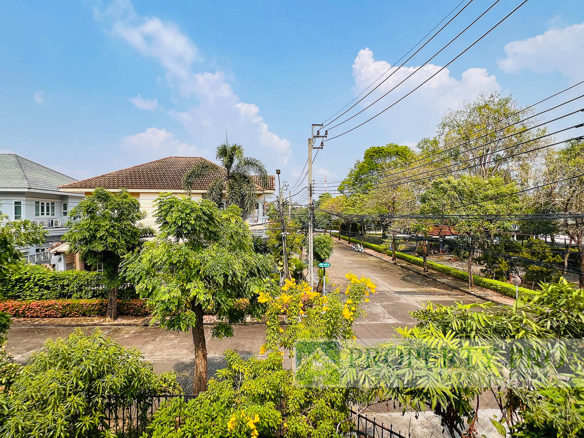 ให้เช่าบ้านเสรีไทย-นิด้า : ให้เช่า บ้าน ภัทรา รามคำแหง 76 บ้านเดี่ยว 4 ห้องนอน 69 ตรว 250 ตรม หลังมุม ตกแต่งสวย เฟอร์นิเจอร์ เครื่องใช้ไฟฟ้าครบ ใกล้ ศรีนครินทร์ กรุงเทพกรีฑา หัวหมาก : EL26R-002