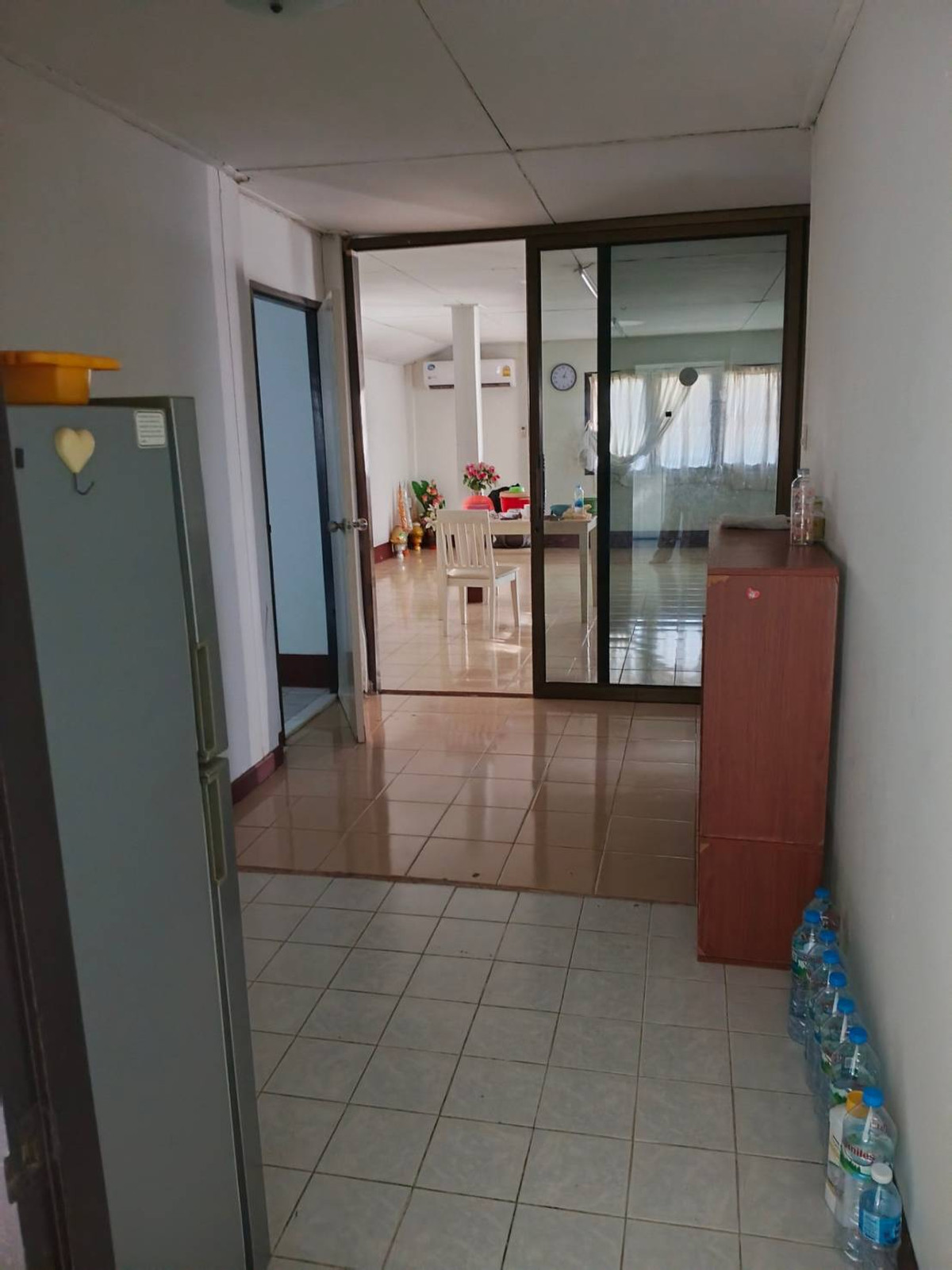 For RentHouseBangna, Bearing, Lasalle : Single house for rent, Rattanathani Village, near Lotus Bangna, only 5 minutes.