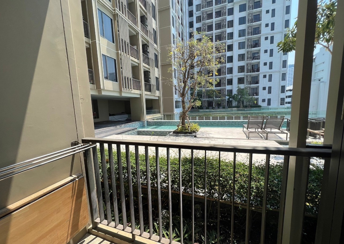 For RentCondoWongwianyai, Charoennakor : (For rent) Condo Nye by Sansiri I 1-BR, good price, fully furnished + electrical appliances, pool view ㅡ Near 🚆BTS Wongwian Yai