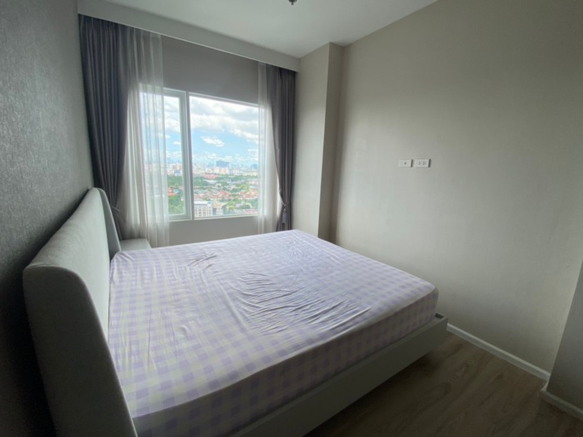 For SaleCondoRama5, Ratchapruek, Bangkruai : For sale cheap 3,690,000 baht ** Code 210386 ** 2 bedrooms, 2 bathrooms ** Condo Amber Tiwanon ** next to the BTS, Tiwanon intersection ** 088-398-3835 MR.BOAT