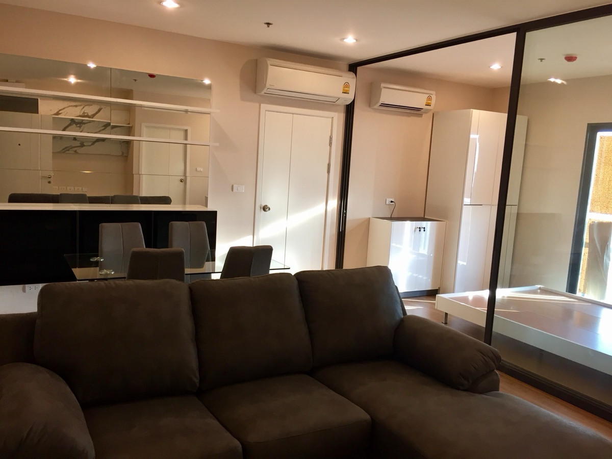 CondoPinklao, Charansanitwong : (Post owner) 2 bedrooms, 2 bathrooms, area 61.52 sq m., south view, 27th floor.
