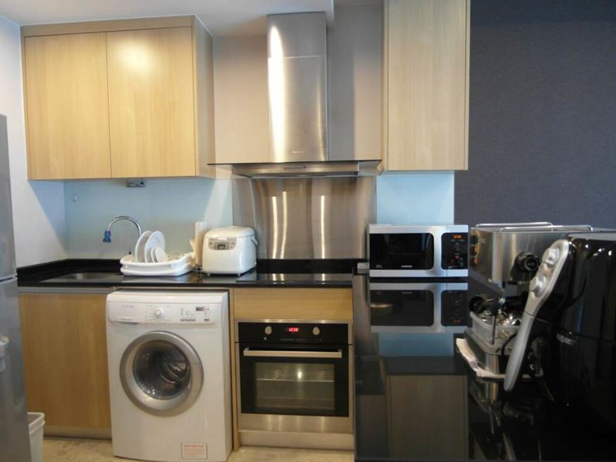 For RentCondoSathorn, Narathiwat : For Rent condo Sathorn Gardens (สาทร การ์เด้นส์) fully furnished (S03-2346) 