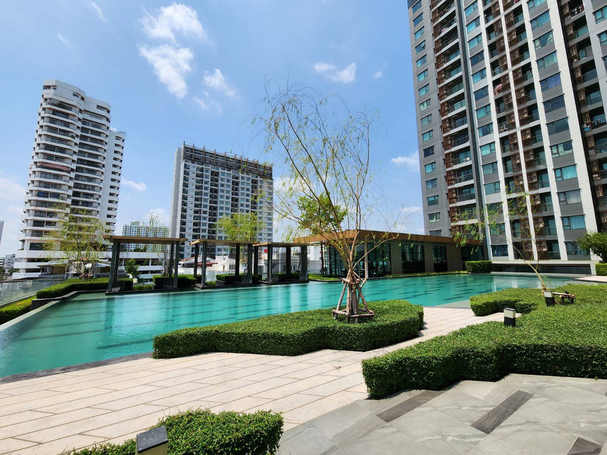 ให้เช่าคอนโดปิ่นเกล้า จรัญสนิทวงศ์ : **ห้องว่างครับผม ห้องแต่งสุดหรู แบบ 2 Bed**ให้เช่า **คอนโด ไลฟ์ ปิ่นเกล้า 2ห้องนอน 2ห้องน้ำ ชั้น17 ห้องมุม ทิศเหนือ ไม่ร้อนทั้งปี!!SN360.10