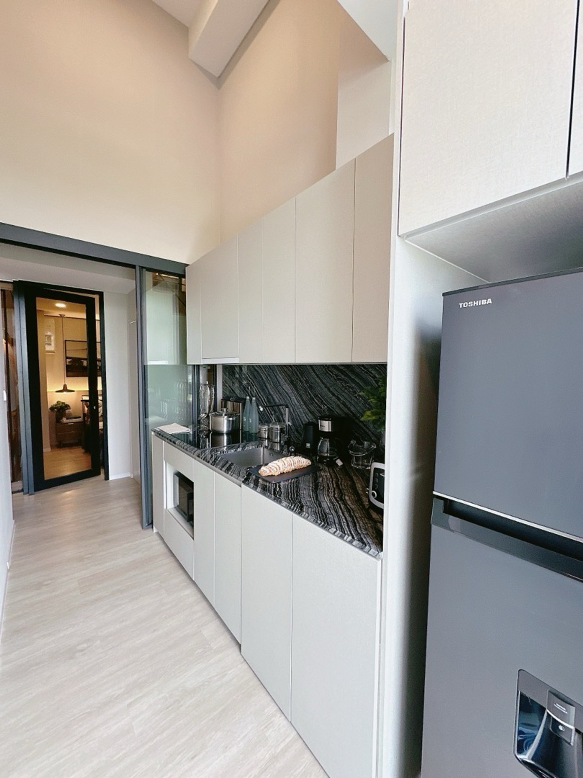 ขายคอนโดพระราม 9 เพชรบุรีตัดใหม่ RCA : 𝐋𝐀𝐍𝐃𝐌𝐀𝐑𝐊 𝐑𝐀𝐌𝐀𝟗 ฟรีเงินดาวน์ 𝐎 บาท ผ่อนสบายๆ 𝟏𝟐,𝟗𝟎𝟎/เดือน ห้องใหม่มือ1 กู้สินเชื่อได้ 𝟏𝟎𝟎% โปรปิดตึก 