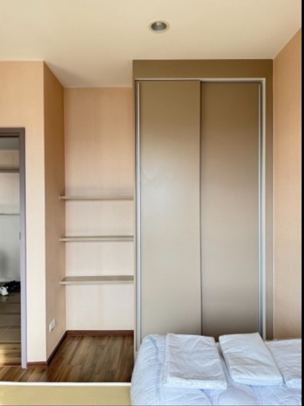 ให้เช่าคอนโดวงเวียนใหญ่ เจริญนคร : (ปล่อยเช่า) คอนโด TEAL Sathorn - Taksin I 2-BR  ห้องสวย ชั้นสูง เฟอร์+เครื่องใช้ไฟฟ้าครบ  ㅡ ใกล้ 🚆BTS วงเวียนใหญ่