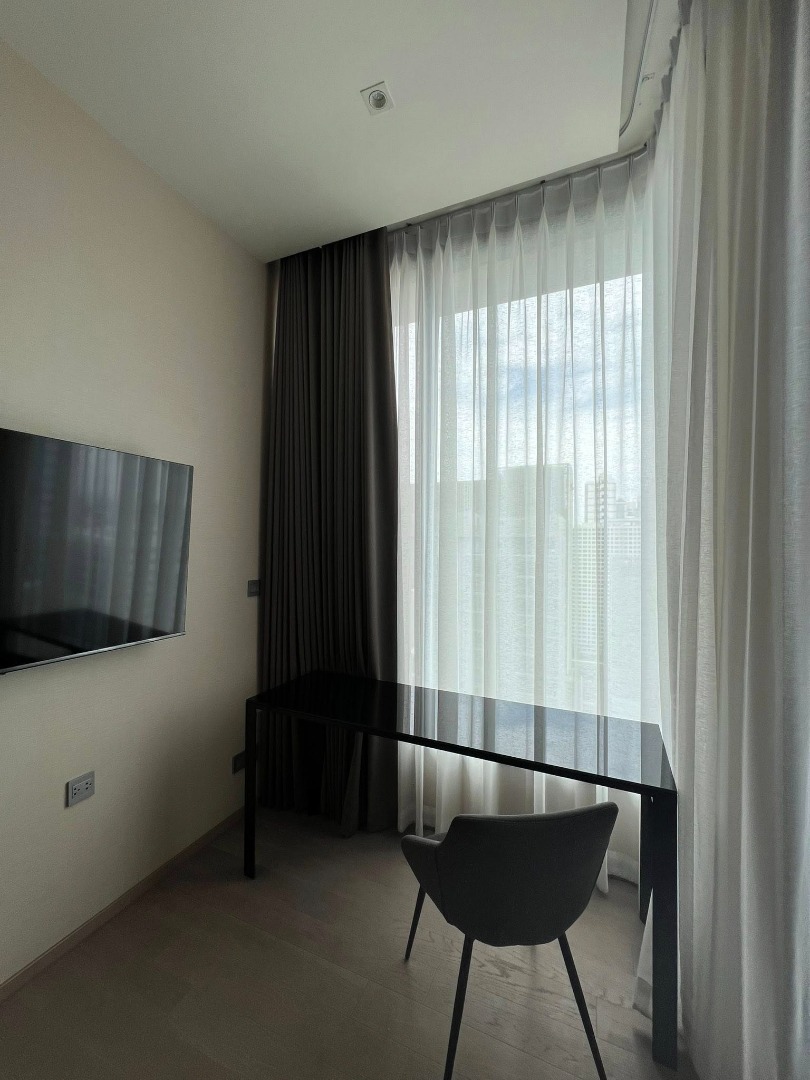 ให้เช่าคอนโดสุขุมวิท อโศก ทองหล่อ : 🔥ให้เช่าด่วน🔥The ESSE Asoke ห้องกว้าง เฟอร์นิเจอร์ - เครื่องใช้ไฟฟ้าครบครัน พร้อมเข้าอยู่ เดินทางสะดวก ใจกลางเมือง ❗