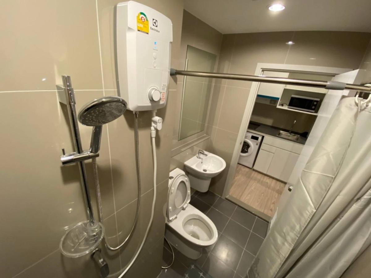 For RentCondoRamkhamhaeng, Hua Mak : 🔥For Rent Now! 🔥The Tree Hua Mak Interchange. Compact size, perfect for singles living alone. Beautiful room, great price, ready to move in! ❗