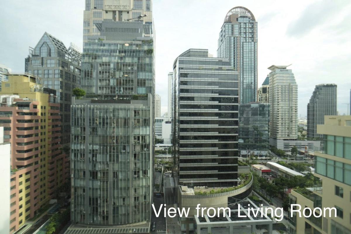 For RentCondoSilom, Saladaeng, Bangrak : 🔥For Rent Now!🔥 The Royal Saladaeng Luxury Condo, 3 bedrooms, 3 bathrooms, in the heart of Silom. Newly renovated unit, never been rented before. All furniture and appliances are brand new❗