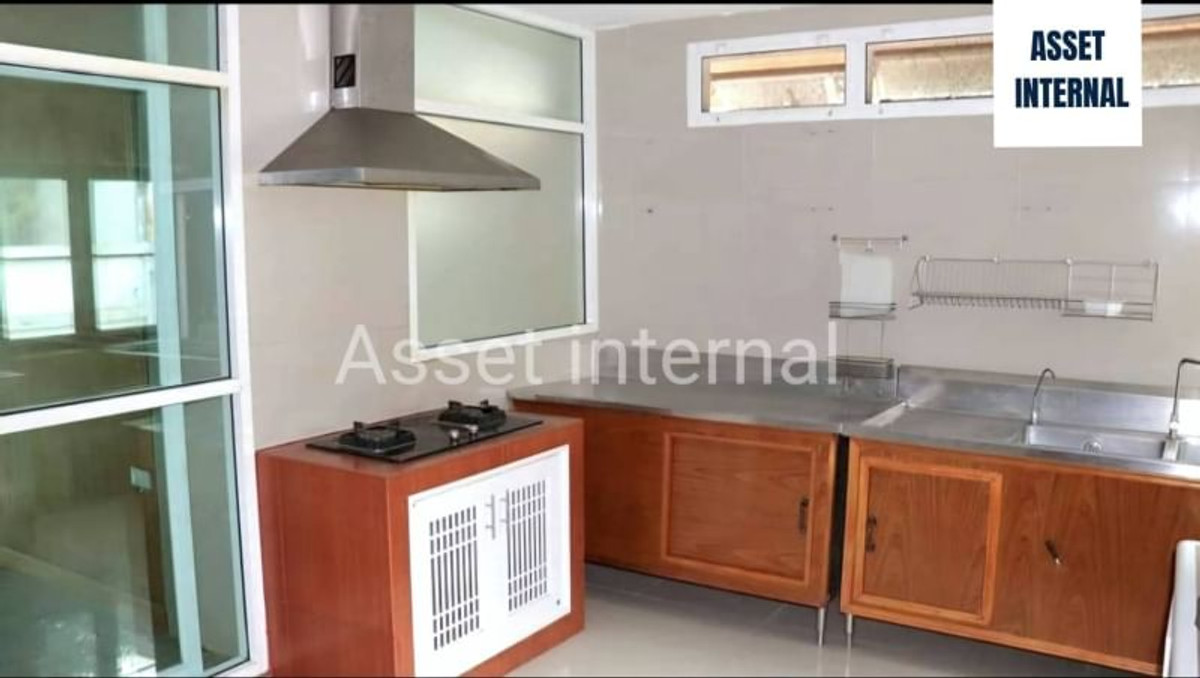 บ้านมีนบุรี-ร่มเกล้า : บ้านเดี่ยว 2 ชั้น หมู่บ้าน ปรีชา สุวินทวงศ์ 34 เนื้อที่ 150 ตารางวา 5 ห้องนอน 4 ห้องน้ำ 4 ที่จอดรถ แขวงแสนแสบ เขตมีนบุรี กรุงเทพมหานคร 