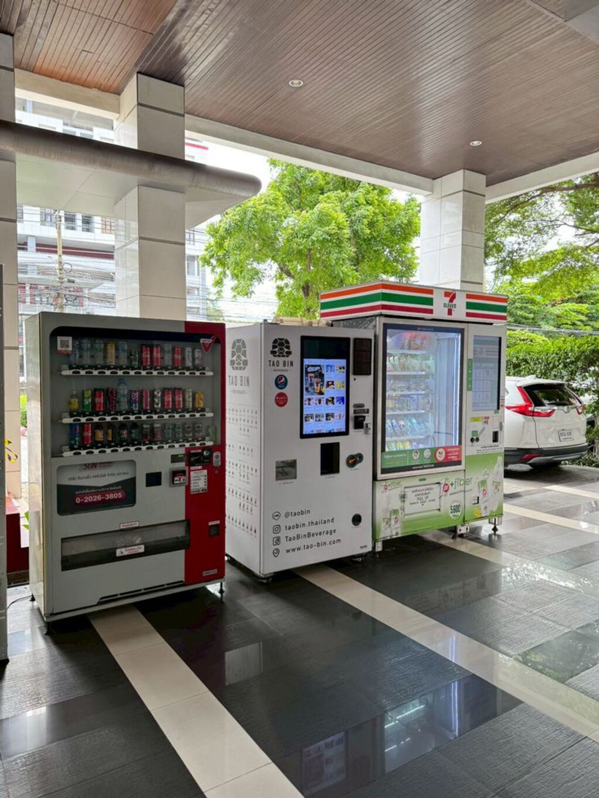 For RentCondoRatchadapisek, Huaikwang, Suttisan : For Rent Life @ Ratchada-Suthisan Unit 332/183 (No pets allowed) (2 bedrooms combined into one)