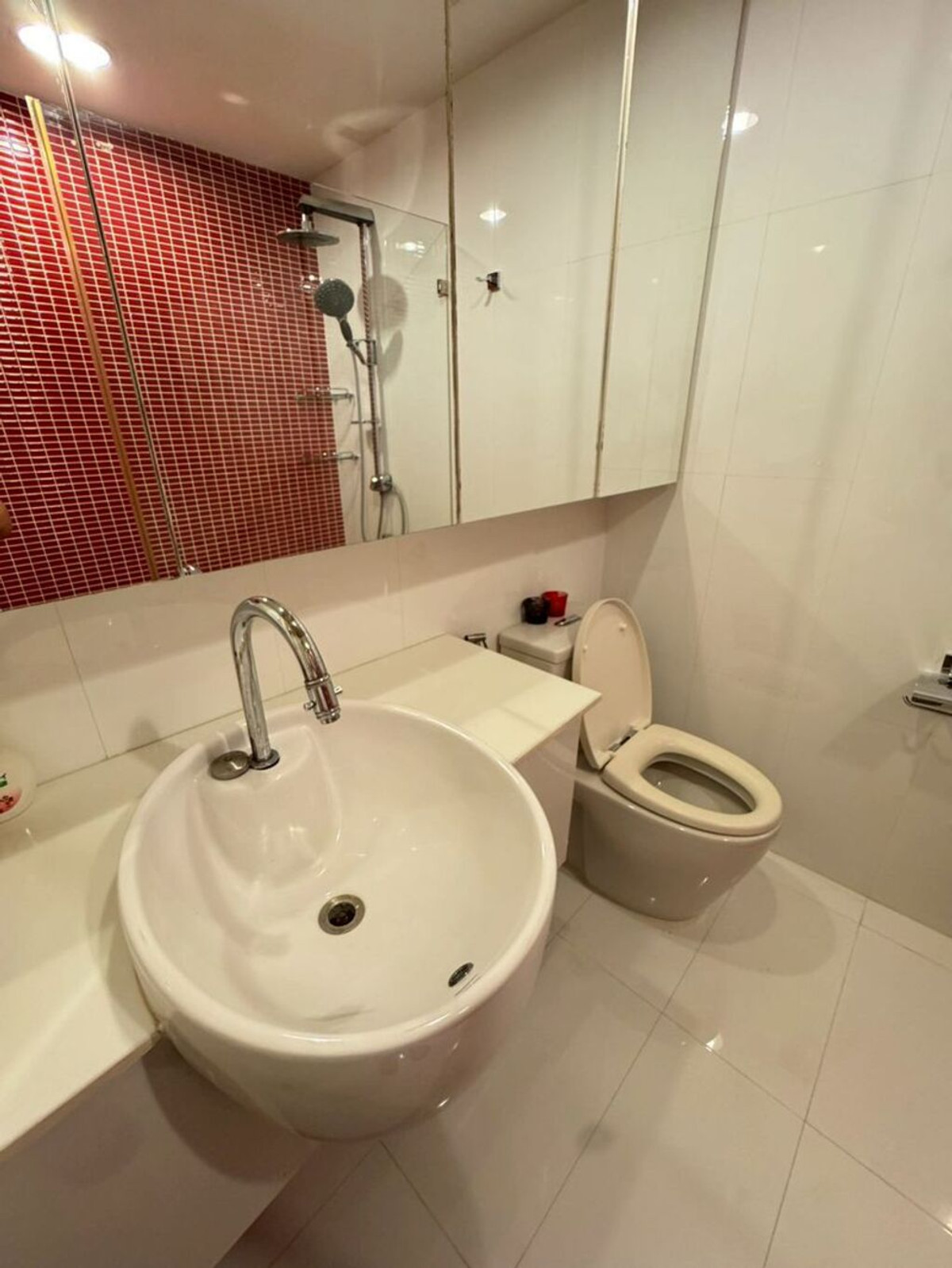 For RentCondoRatchadapisek, Huaikwang, Suttisan : For Rent Life @ Ratchada-Suthisan Unit 332/183 (No pets allowed) (2 bedrooms combined into one)