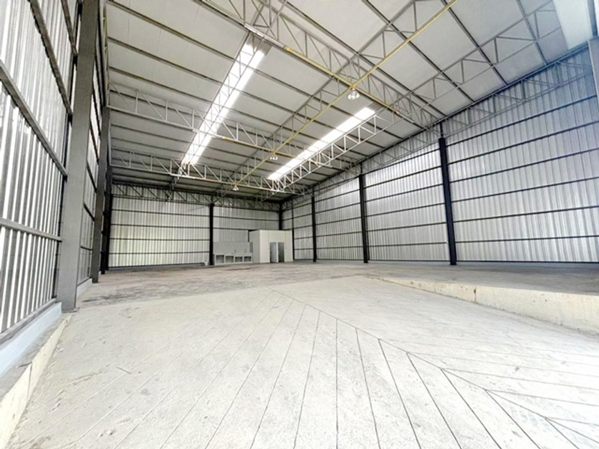 ให้เช่าโกดังปทุมธานี รังสิต ธรรมศาสตร์ : หลังคาสูงโปร่ง โกดังศรีสมาน 365ตรม. 2น้ำ มีพื้นที่จอดรถ มี7-11 ขาย-เช่าโกดังมินิแฟคตอรี่สร้างใหม่ 105ตรว. ดอนเมือง ไฟฟ้า 1 เฟส 1ใกล้