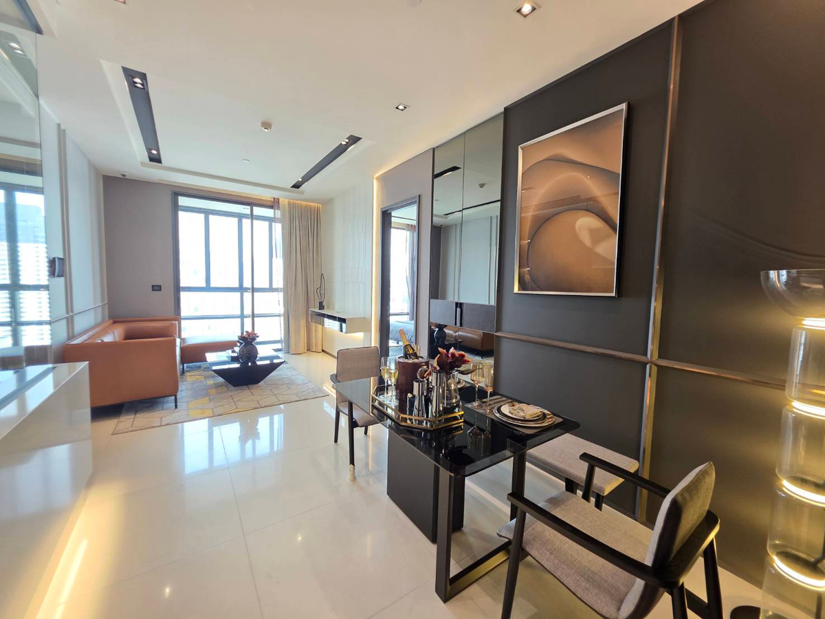 For SaleCondoSukhumvit, Asoke, Thonglor : The Bangkok Thonglor: 2bed 2bath 82.15sqm. 2XFl 23,000,000 brandnew fully furnished, private garden Am: 0656199198