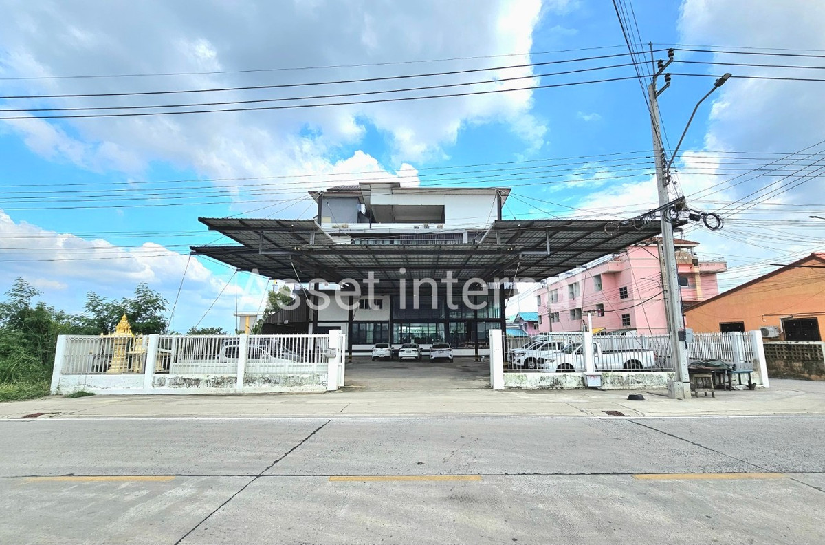 โฮมออฟฟิศมีนบุรี-ร่มเกล้า : ให้เช่า Home Office สำนักงาน 4 ชั้นครึ่ง เนื้อที่ 1 ไร่ 10 ห้องนอน 9 ห้องน้ำ จอดรถได้ 50 คัน พร้อมแผง Solar cell 16 kw แขวงแสนแสบ เขตมีนบุรี กรุงเทพมหานคร