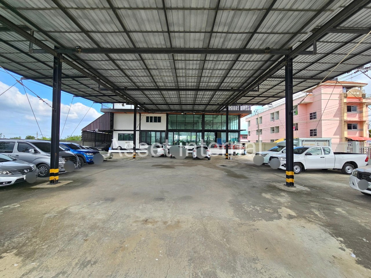 Home OfficeMin Buri, Romklao : Home Office for rent, 4 and a half storey office, area 1 rai, 10 bedrooms, 9 bathrooms, parking for 50 cars, with 16 kw solar cell panels, Saen Saep Subdistrict, Min Buri District, Bangkok