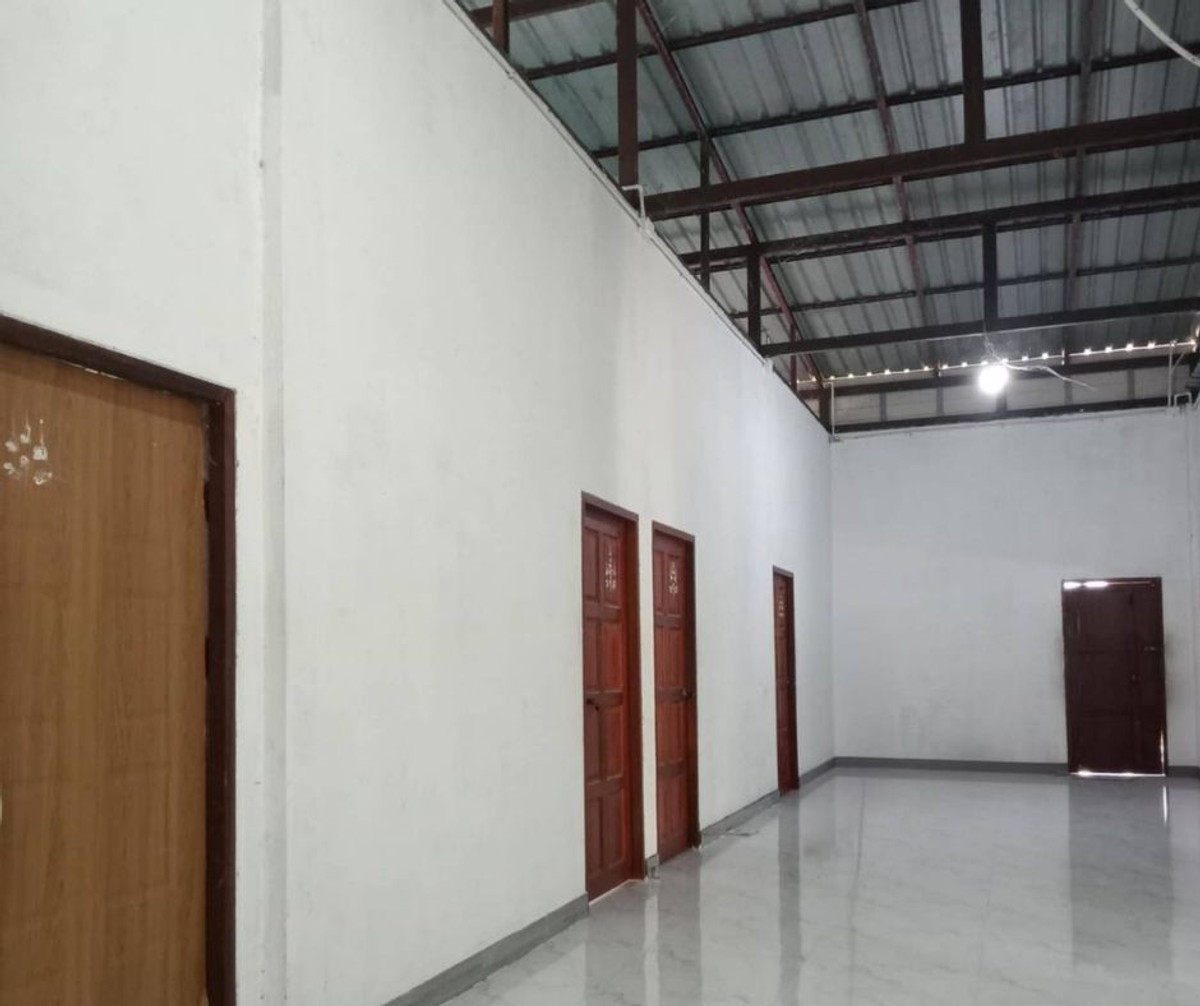 ขายบ้านโคราช นครราชสีมา : ขายถูก บ้านเดี่ยว 120 ตร.ว. 1.39 ล้าน หลังสนามกีฬาปักธงชัย นครราชสีมา