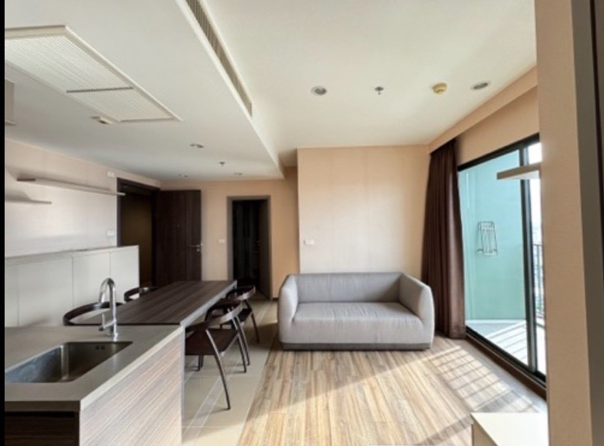 ให้เช่าคอนโดวงเวียนใหญ่ เจริญนคร : (ปล่อยเช่า) คอนโด TEAL Sathorn - Taksin I 2-BR  ห้องสวย ชั้นสูง เฟอร์+เครื่องใช้ไฟฟ้าครบ  ㅡ ใกล้ 🚆BTS วงเวียนใหญ่