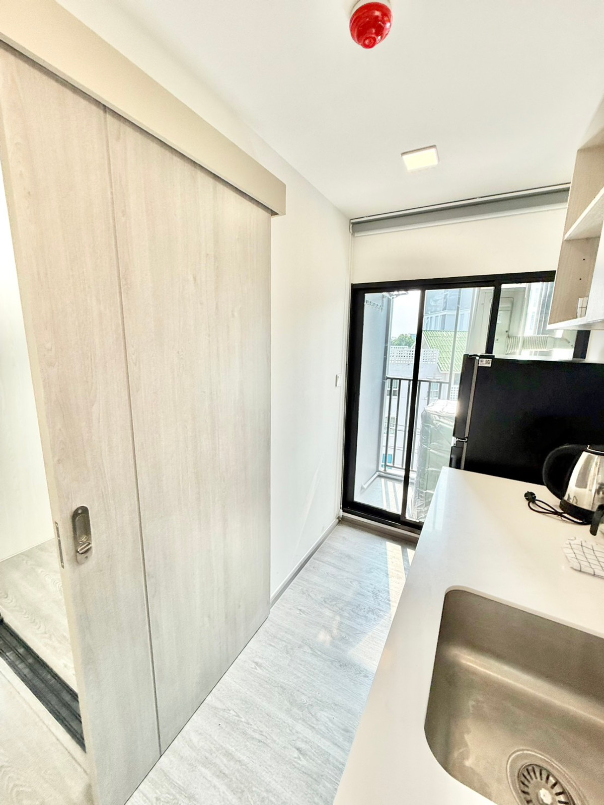 For RentCondoPathum Thani,Rangsit, Thammasat : 📌 Kave Wonderland | New condo near Thammasat Rangsit.