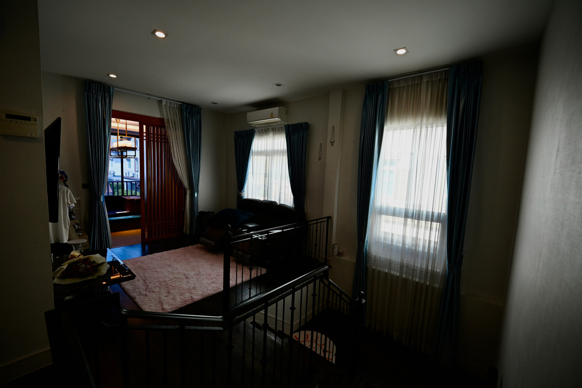 For SaleHouseBangna, Bearing, Lasalle : 🔥Very urgent sale🔥 Luxury house Nanwan Bangna KM 7, adding on, decorating, expanding the usable space a lot. There are many rooms to relax in. Offered for sale at only 26.2 million baht (house addition 10 million baht).