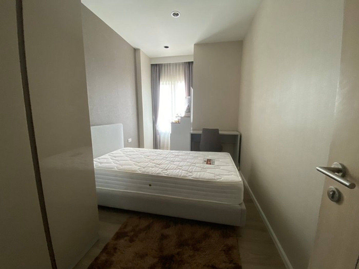 For SaleCondoRama5, Ratchapruek, Bangkruai : For sale cheap 3,690,000 baht ** Code 210386 ** 2 bedrooms, 2 bathrooms ** Condo Amber Tiwanon ** next to the BTS, Tiwanon intersection ** 088-398-3835 MR.BOAT