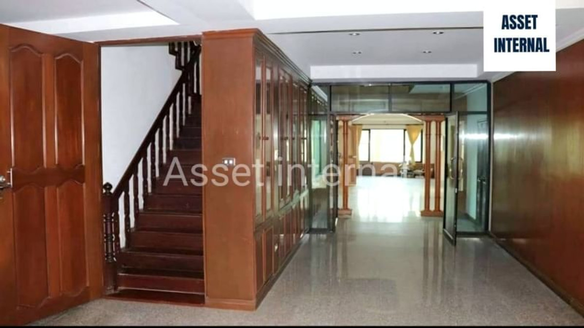 บ้านมีนบุรี-ร่มเกล้า : บ้านเดี่ยว 2 ชั้น หมู่บ้าน ปรีชา สุวินทวงศ์ 34 เนื้อที่ 150 ตารางวา 5 ห้องนอน 4 ห้องน้ำ 4 ที่จอดรถ แขวงแสนแสบ เขตมีนบุรี กรุงเทพมหานคร 