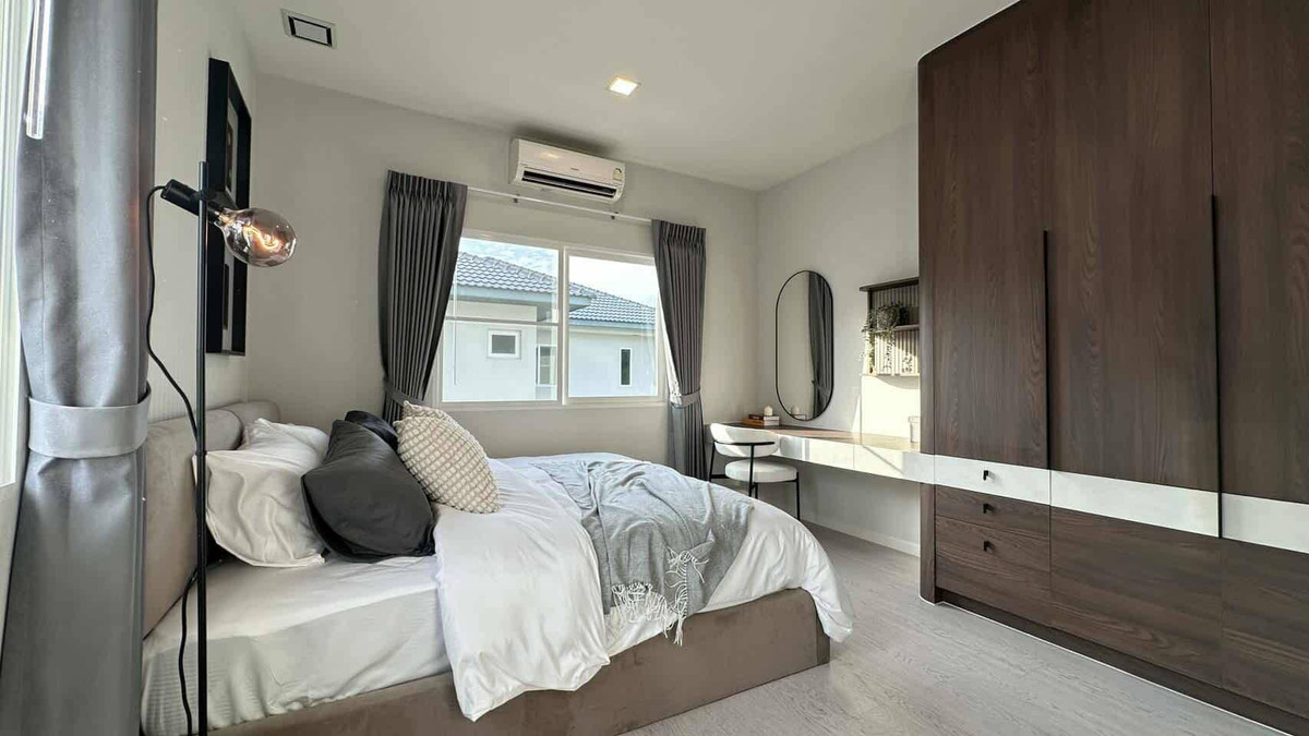 For RentHouseLadkrabang, Suwannaphum Airport : House for Rent Mantana Bangna Wongwaen, 2-Storey House 4 Bedroom 152 Sqw 335 Sqm New House Fully Furnished Near MegaBangna, Kanchanaphisek, Srinakarin, Charoem Phrakiat Rama 9 : MJ26R-002