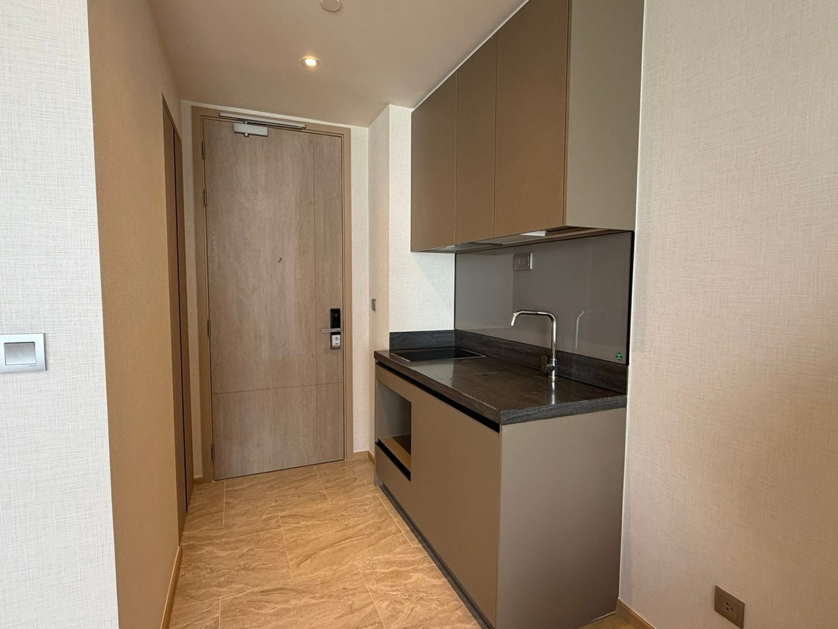 ให้เช่าคอนโดพระราม 9 เพชรบุรีตัดใหม่ RCA : Available For rent Ashton Asoke Rama 9 price 35,000 baht contact 0869017364