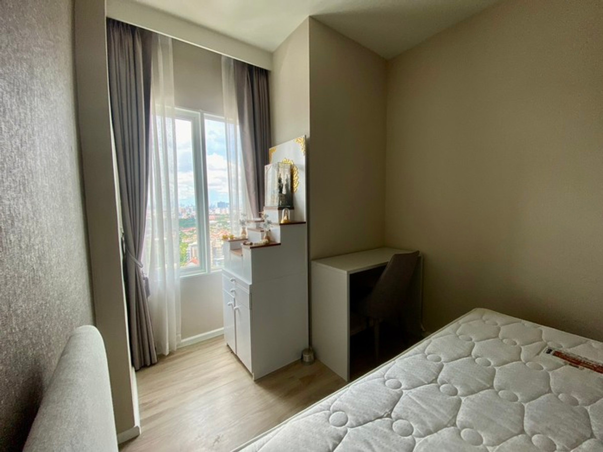 For SaleCondoRama5, Ratchapruek, Bangkruai : For sale cheap 3,690,000 baht ** Code 210386 ** 2 bedrooms, 2 bathrooms ** Condo Amber Tiwanon ** next to the BTS, Tiwanon intersection ** 088-398-3835 MR.BOAT