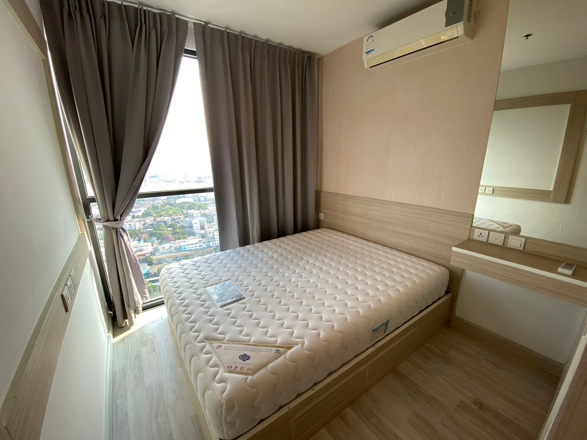 ให้เช่าคอนโดวงเวียนใหญ่ เจริญนคร : For Rent condo Ideo Mobi Sathorn Duplex fully furnished (S15-4004) 