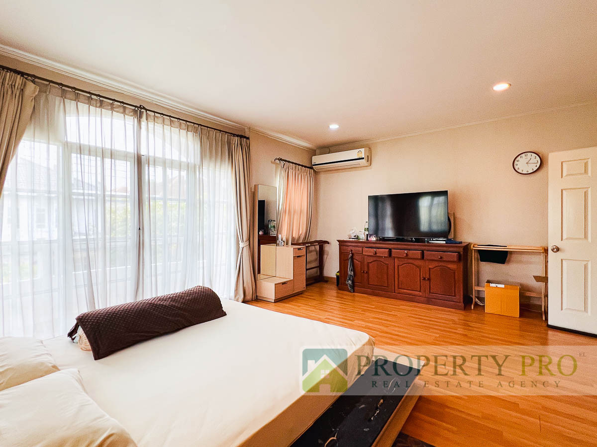 ให้เช่าบ้านเสรีไทย-นิด้า : ให้เช่า บ้าน ภัทรา รามคำแหง 76 บ้านเดี่ยว 4 ห้องนอน 69 ตรว 250 ตรม หลังมุม ตกแต่งสวย เฟอร์นิเจอร์ เครื่องใช้ไฟฟ้าครบ ใกล้ ศรีนครินทร์ กรุงเทพกรีฑา หัวหมาก : EL26R-002