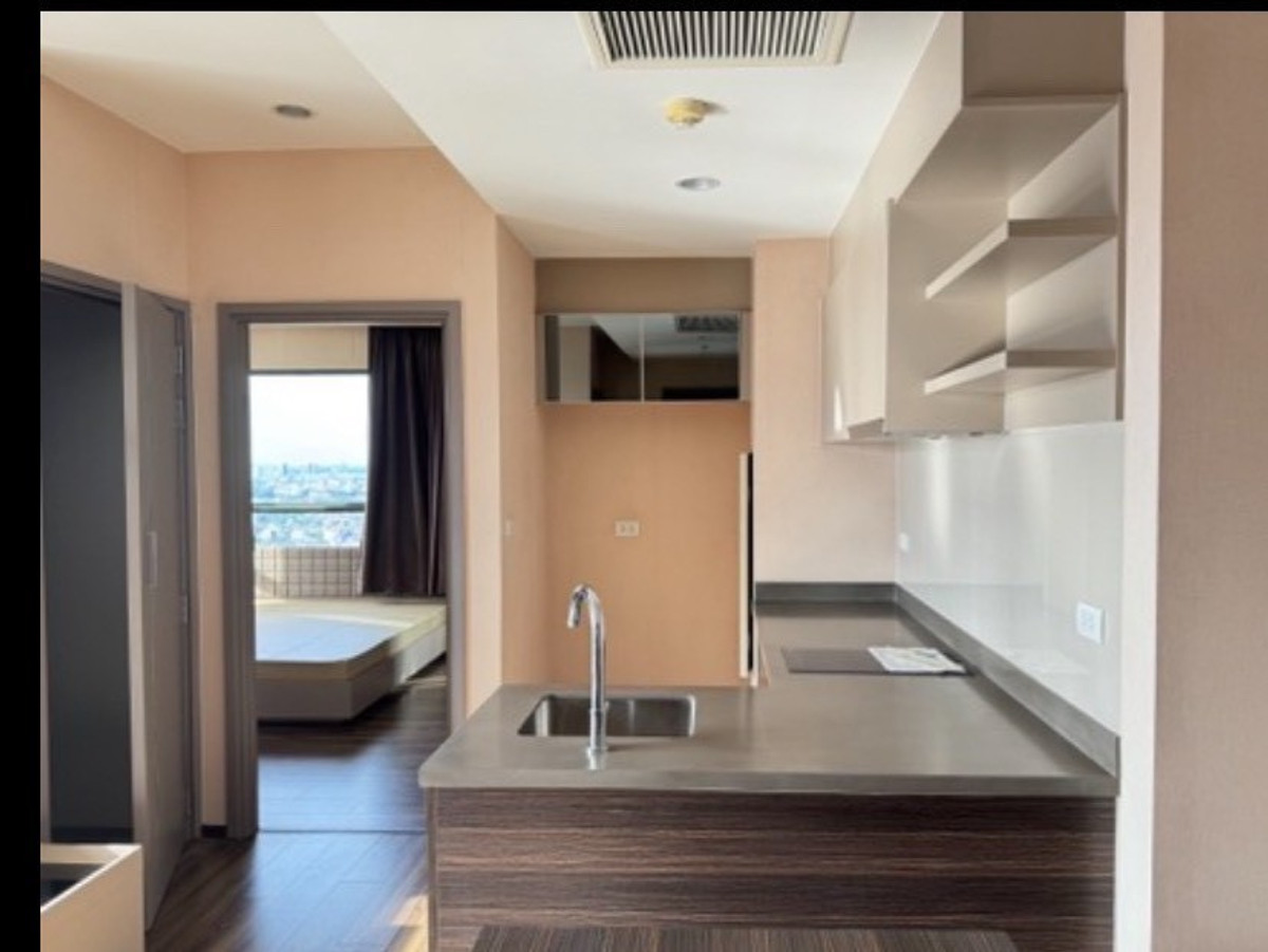 ให้เช่าคอนโดวงเวียนใหญ่ เจริญนคร : (ปล่อยเช่า) คอนโด TEAL Sathorn - Taksin I 2-BR  ห้องสวย ชั้นสูง เฟอร์+เครื่องใช้ไฟฟ้าครบ  ㅡ ใกล้ 🚆BTS วงเวียนใหญ่