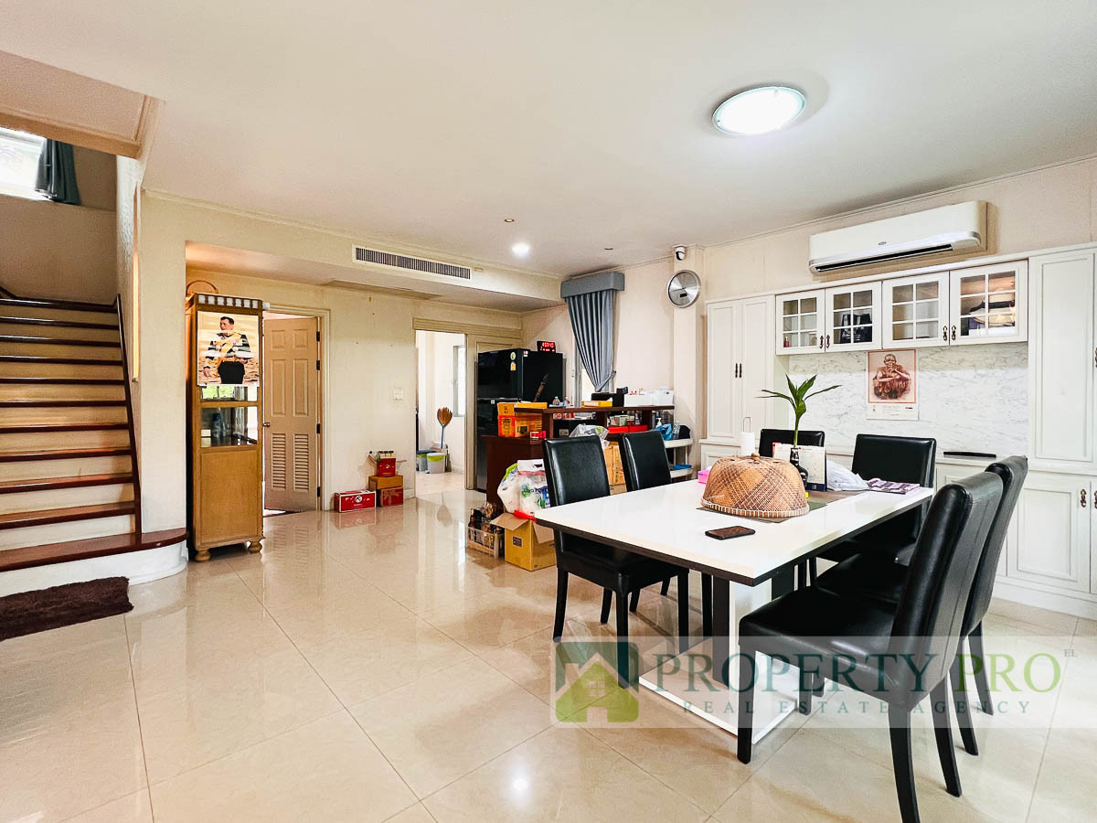 ให้เช่าบ้านเสรีไทย-นิด้า : ให้เช่า บ้าน ภัทรา รามคำแหง 76 บ้านเดี่ยว 4 ห้องนอน 69 ตรว 250 ตรม หลังมุม ตกแต่งสวย เฟอร์นิเจอร์ เครื่องใช้ไฟฟ้าครบ ใกล้ ศรีนครินทร์ กรุงเทพกรีฑา หัวหมาก : EL26R-002