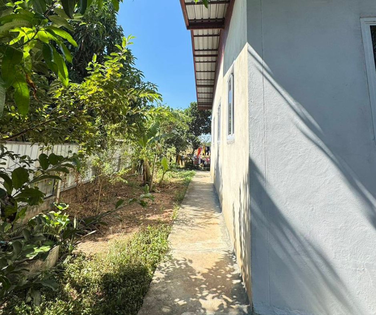 ขายบ้านโคราช นครราชสีมา : ขายถูก บ้านเดี่ยว 120 ตร.ว. 1.39 ล้าน หลังสนามกีฬาปักธงชัย นครราชสีมา