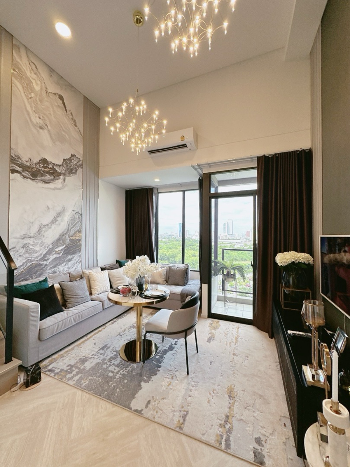 ขายคอนโดพระราม 9 เพชรบุรีตัดใหม่ RCA : 𝐋𝐀𝐍𝐃𝐌𝐀𝐑𝐊 𝐑𝐀𝐌𝐀 𝟗 𝐅𝐑𝐄𝐄 ทุกค่าใช่จ่าย ห้องโปรโมชั่น 𝟑.𝟓 ล้าน ผ่อนสบายๆ 𝟗,𝟗𝟎𝟎/เดือน ห้องใหม่มือ 1 ขายขาดทุน 