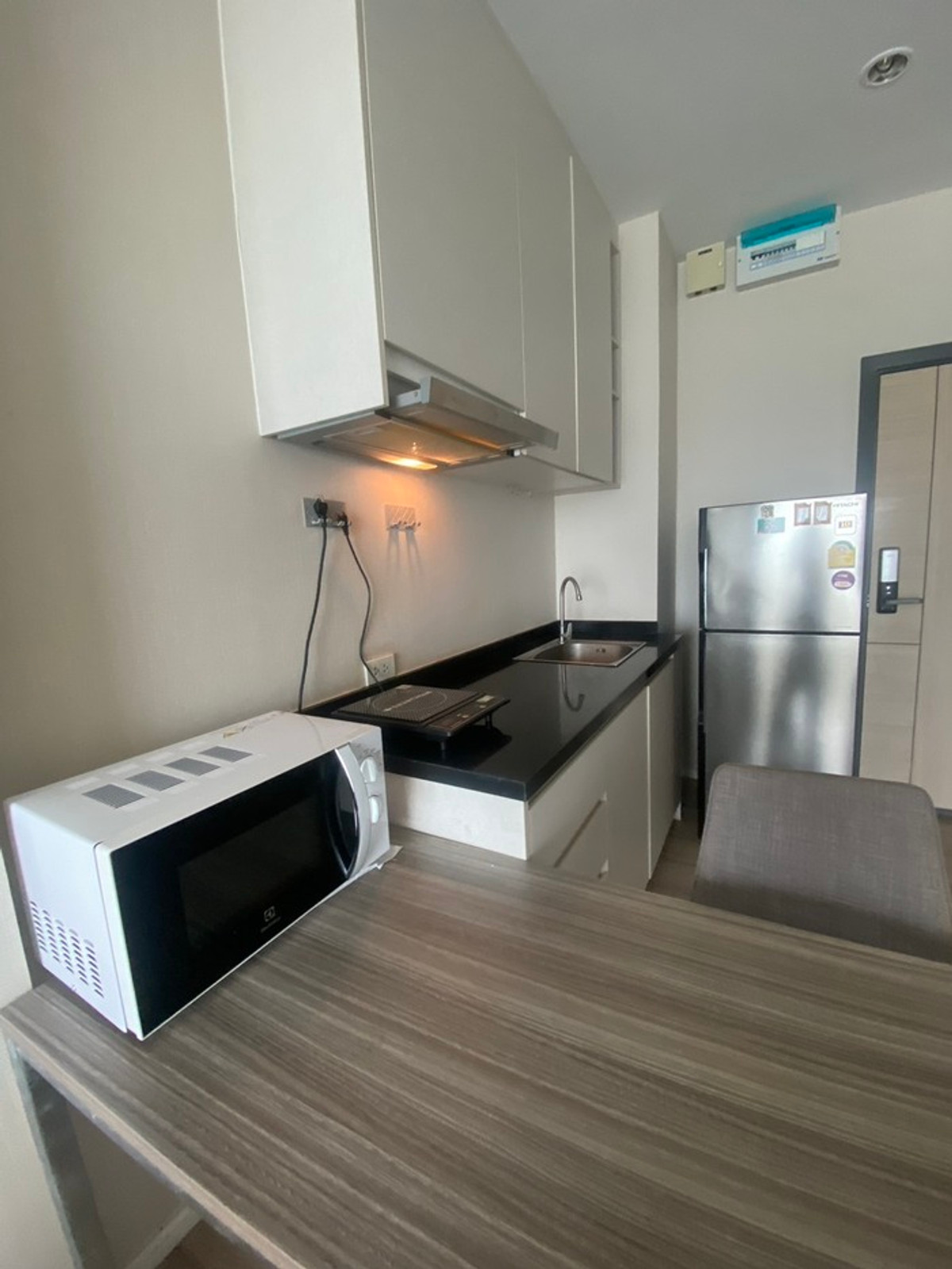 For SaleCondoRama5, Ratchapruek, Bangkruai : For sale cheap 3,690,000 baht ** Code 210386 ** 2 bedrooms, 2 bathrooms ** Condo Amber Tiwanon ** next to the BTS, Tiwanon intersection ** 088-398-3835 MR.BOAT