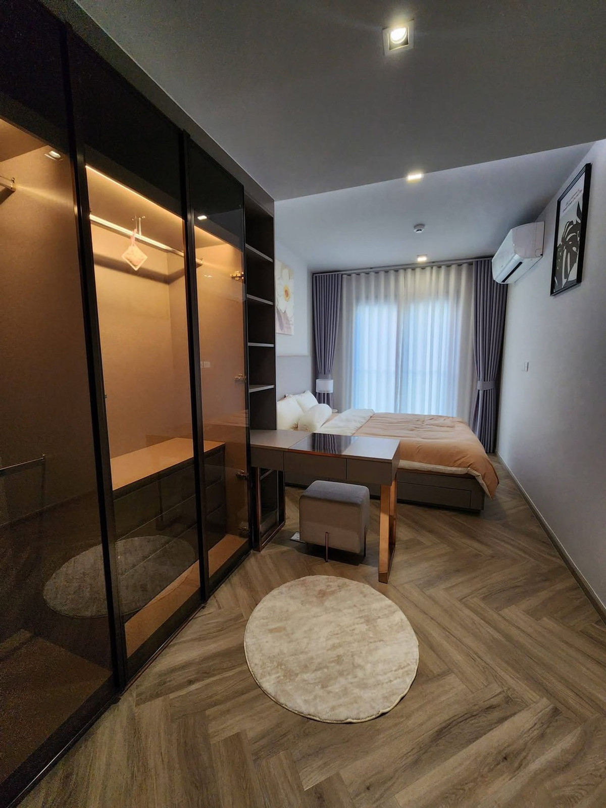 For RentCondoSukhumvit, Asoke, Thonglor : (For rent) Condo Chapter Thonglor 25 I 2-BR, beautiful room, fully decorated, complete with furniture + electrical appliances ㅡ Shuttle bus to pick up and drop off 🚆BTS Thonglor